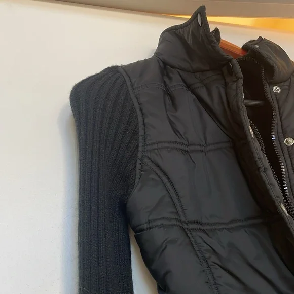 Vintage style front zipper/snap buttons moto jacket!Very stylish!Great condition - Picture 5 of 5